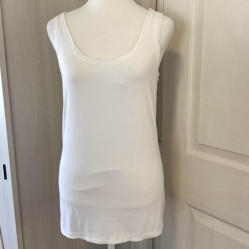 Lord & Taylor Classic White Tank Top Sz M
